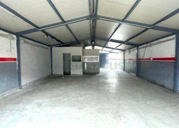 Foto 1 - Laboratorio via cosimo miccoli, Pomigliano d'Arco - foto 1