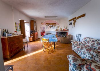 Soggiorno - Casa indipendente S. V. Li Curuneddi Tronco A, Sassari - foto 6