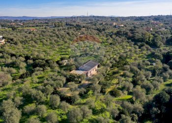Vista delle montagne - Casa indipendente S. V. Li Curuneddi Tronco A, Sassari - foto 7