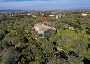 Vista delle montagne - Casa indipendente S. V. Li Curuneddi Tronco A, Sassari - foto 39