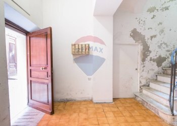 Scale - Quadrilocale Vicolo Palazzo Civico
 
1, Sassari - foto 22