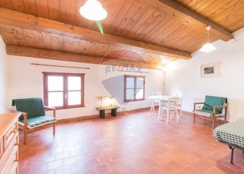 Sala da pranzo - Quadrilocale Vicolo Palazzo Civico
 
1, Sassari - foto 38