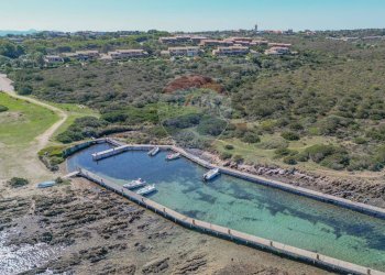 Piscina - Villa a Schiera Via Eleonora d'Arborea
 
11, Stintino - foto 5