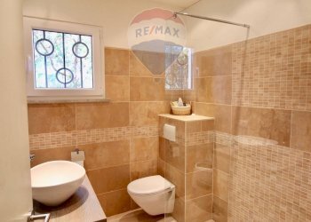 Bagno - Villa a Schiera Via Eleonora d'Arborea
 
11, Stintino - foto 14