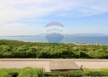 Vista delle montagne - Villa a Schiera Via Eleonora d'Arborea
 
11, Stintino - foto 19