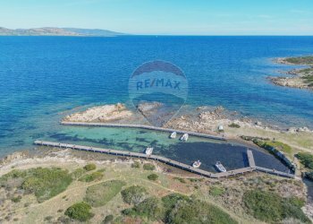 Vista dell\'acqua - Villa a Schiera Via Eleonora d'Arborea
 
11, Stintino - foto 22