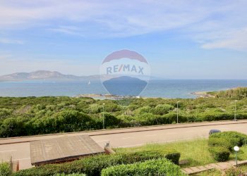 Vista dell\'acqua - Villa a Schiera Via Eleonora d'Arborea
 
11, Stintino - foto 29