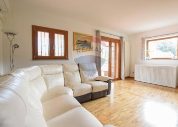 Soggiorno - Casa indipendente Via dei Pini
 
37, Sassari - foto 1