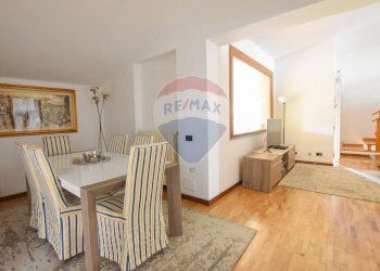 Sala da pranzo - Casa indipendente Via dei Pini
 
37, Sassari - foto 14