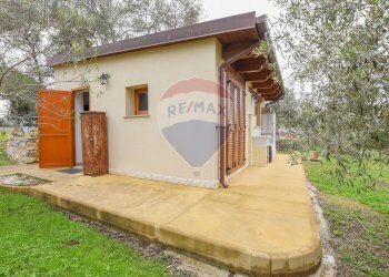 Casa all\'aperto - Casa indipendente Via dei Pini
 
37, Sassari - foto 24