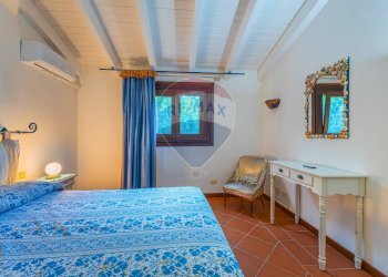 Camera / camera da letto - Casa indipendente Via Gallura
 
32B, Stintino - foto 19