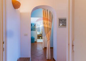 Hall / corridoio - Casa indipendente Via Gallura
 
32B, Stintino - foto 23