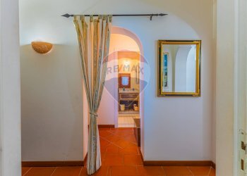 Hall / corridoio - Casa indipendente Via Gallura
 
32B, Stintino - foto 29