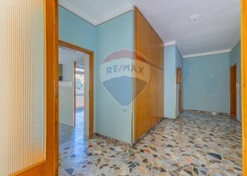 Hall / corridoio - Appartamento Via Flumenargia
 
42, Sassari - foto 18