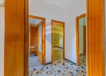 Hall / corridoio - Appartamento Via Flumenargia
 
42, Sassari - foto 29