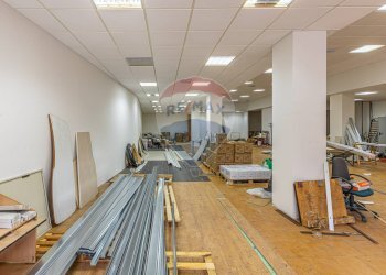 Palestra - Locale Commerciale Via Renzo Mossa
 
17, Sassari - foto 12