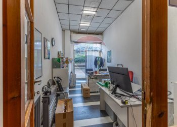 Ufficio - Locale Commerciale Via Renzo Mossa
 
17, Sassari - foto 17