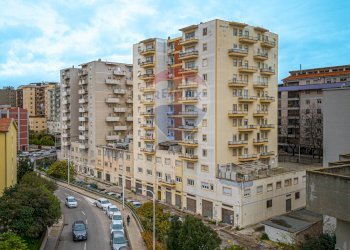 Edificio all\'aperto - Locale Commerciale Via Renzo Mossa
 
17, Sassari - foto 22