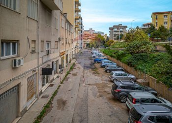 Edificio all\'aperto - Locale Commerciale Via Renzo Mossa
 
17, Sassari - foto 25