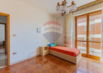 Camera / camera da letto - Quadrilocale Via Gavino Alivia
 
12, Sassari - foto 33