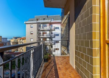 Balcone - Quadrilocale Via Gavino Alivia
 
12, Sassari - foto 35