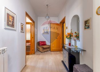 Hall / corridoio - Quadrilocale Via Gavino Alivia
 
12, Sassari - foto 38