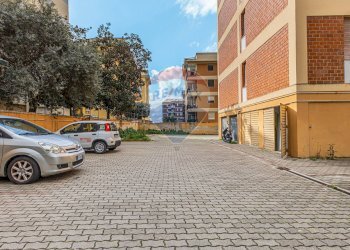 Edificio all\'aperto - Quadrilocale Via Gavino Alivia
 
12, Sassari - foto 52