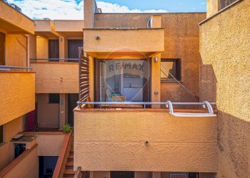 Edificio all\'aperto - Bilocale Via Giovanni Maria Angioy
 
3, Stintino - foto 24