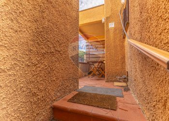 Scale - Bilocale Via Giovanni Maria Angioy
 
3, Stintino - foto 26