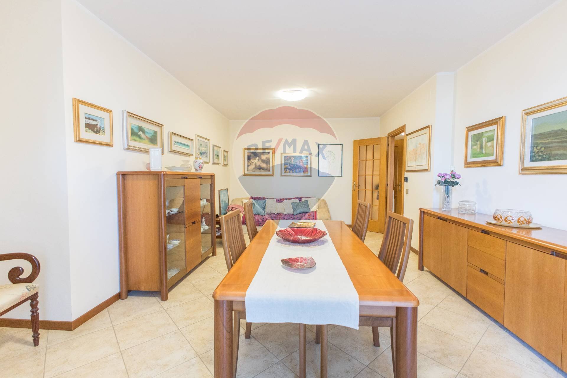 Sala da pranzo - Terraced Villa Via Rodolfo Morandi
 
2F, Sassari - photo 2