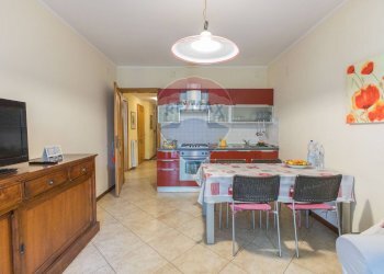 Sala da pranzo - Villa a Schiera Via Rodolfo Morandi
 
2F, Sassari - foto 7