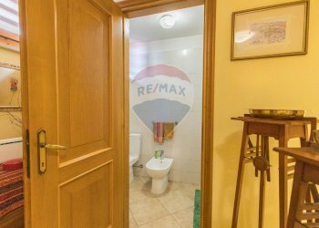 Bagno - Villa a Schiera Via Rodolfo Morandi
 
2F, Sassari - foto 9