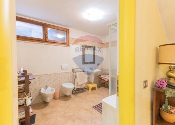 Bagno - Villa a Schiera Via Rodolfo Morandi
 
2F, Sassari - foto 14