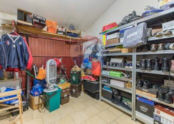 Dispensa di stoccaggio - Villa a Schiera Via Rodolfo Morandi
 
2F, Sassari - foto 16