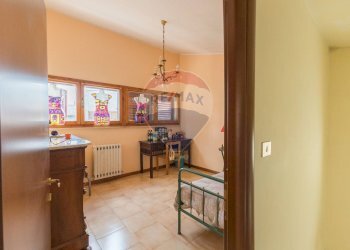 Hall / corridoio - Villa a Schiera Via Rodolfo Morandi
 
2F, Sassari - foto 21