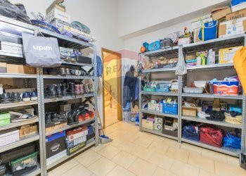 Dispensa di stoccaggio - Villa a Schiera Via Rodolfo Morandi
 
2F, Sassari - foto 32