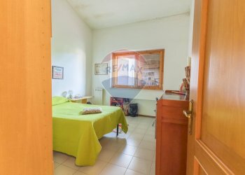 Camera / camera da letto - Villa a Schiera Via Rodolfo Morandi
 
2F, Sassari - foto 51