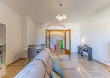 Sala da pranzo - Appartamento Via Gorizia
 
21, Sassari - foto 21