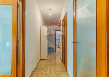 Hall / corridoio - Appartamento Via Gorizia
 
21, Sassari - foto 37