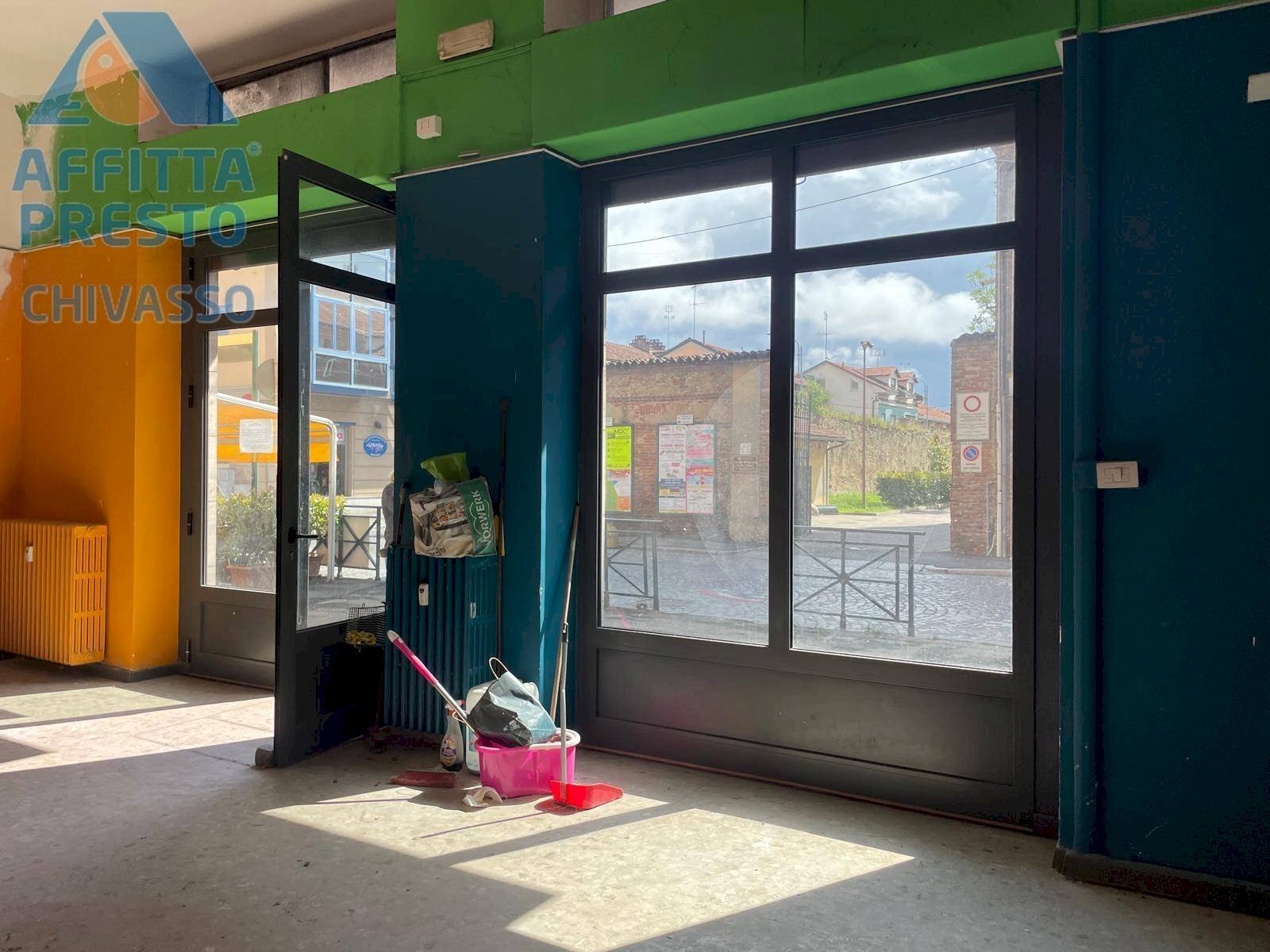 Foto 1 - Negozio VIA SICCARDI
 
13, Chivasso - foto 1