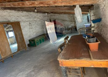 Sala da pranzo - Casa indipendente Via Orazio
 
13, Falciano del Massico - foto 15