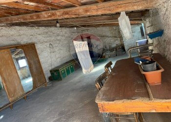 Parcheggio - Casa indipendente Via Orazio
 
13, Falciano del Massico - foto 17