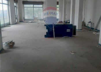 Parcheggio - Negozio Via Sommariva
5, Pero - foto 8