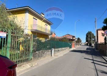 Edificio all\'aperto - Terreno edificabile via  Molino
 
62, Belgioioso - foto 8