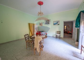 Sala da pranzo - Rustico Vico Tuberosa
 
5, Carinola - foto 10