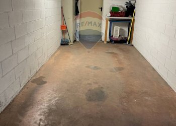 BOX - Magazzino via C. Battisti
 
2 - 4, Rho - foto 3