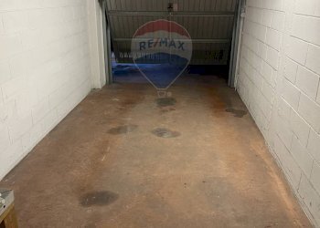 BOX - Magazzino via C. Battisti
 
2 - 4, Rho - foto 5