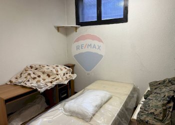 Camera / camera da letto - Magazzino via C. Battisti
 
2 - 4, Rho - foto 8