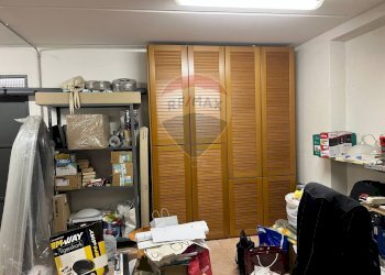 Camera / camera da letto - Magazzino via C. Battisti
 
2 - 4, Rho - foto 13