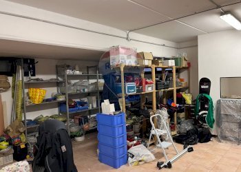 Dispensa di stoccaggio - Magazzino via C. Battisti
 
2 - 4, Rho - foto 14